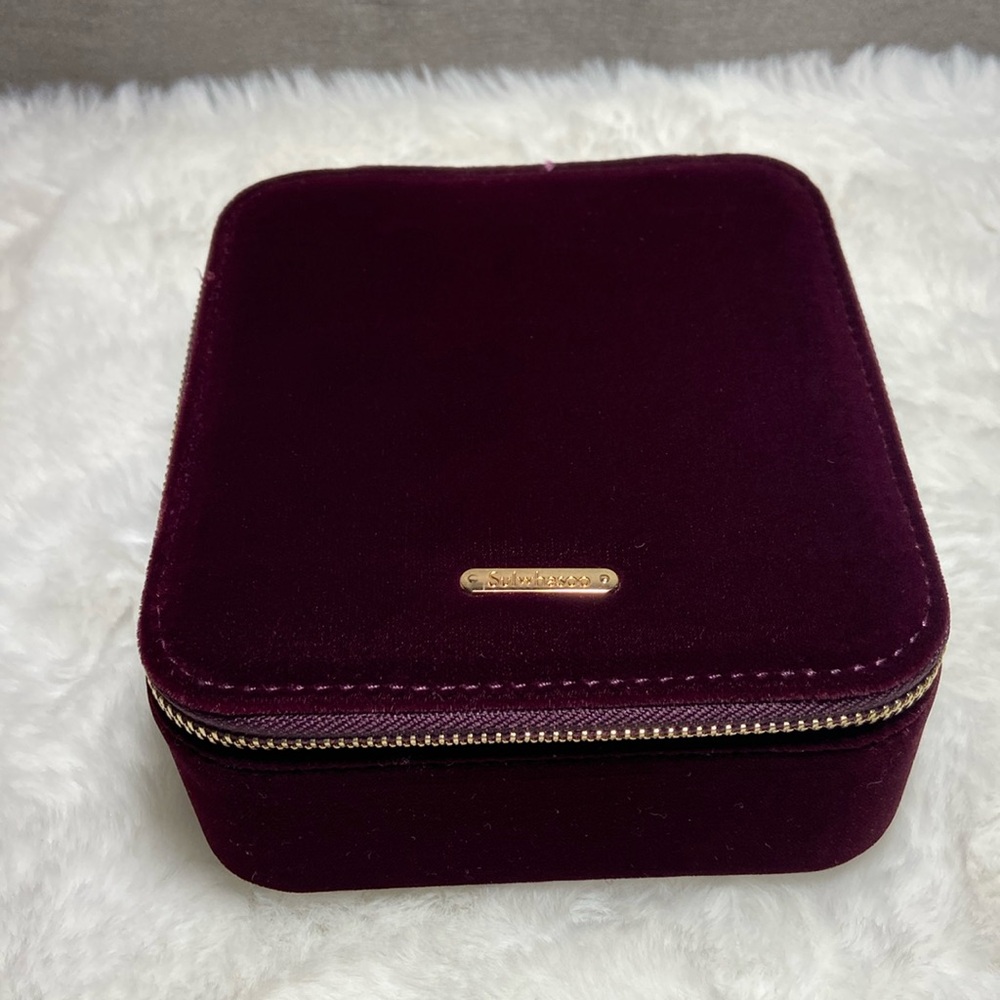 Sulwhasoo. makeupbag